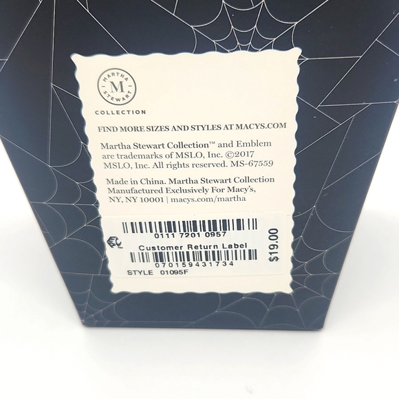 Halloween Martha Stewart Cupcake Liners & Toppers for 48 Treats - Picture 4 of 5